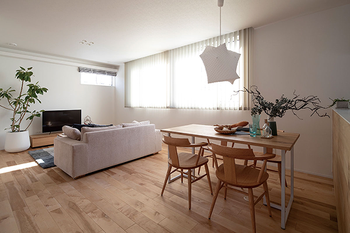 私たちが提案する「大きすぎない家」とは、坪数や広さの話ではありません。