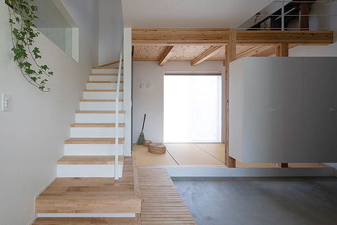 私たちが提案する「大きすぎない家」とは、坪数や広さの話ではありません。