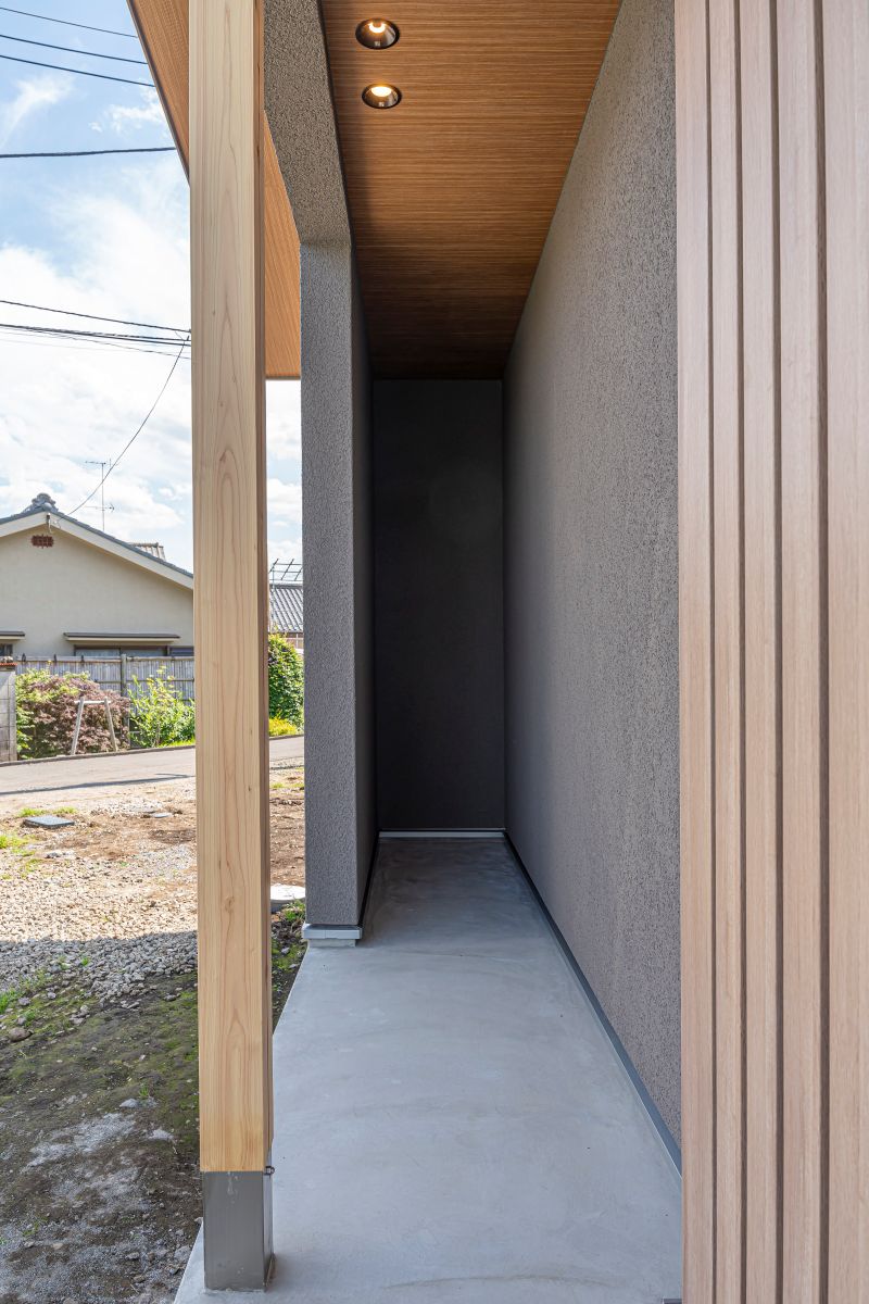 暮らしを整える、洗練された動線の家