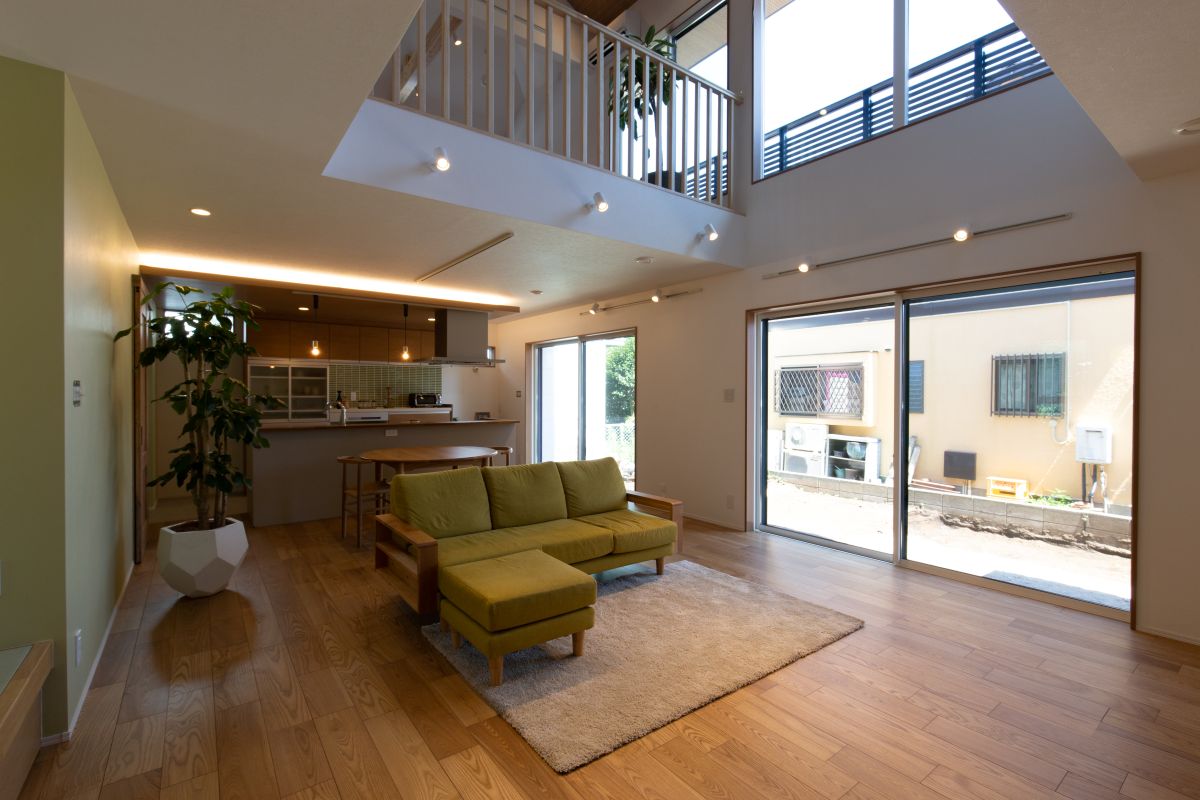 開放感と家族の気配を感じられる家