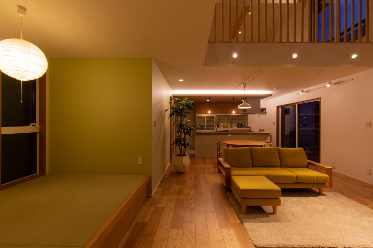 開放感と家族の気配を感じられる家