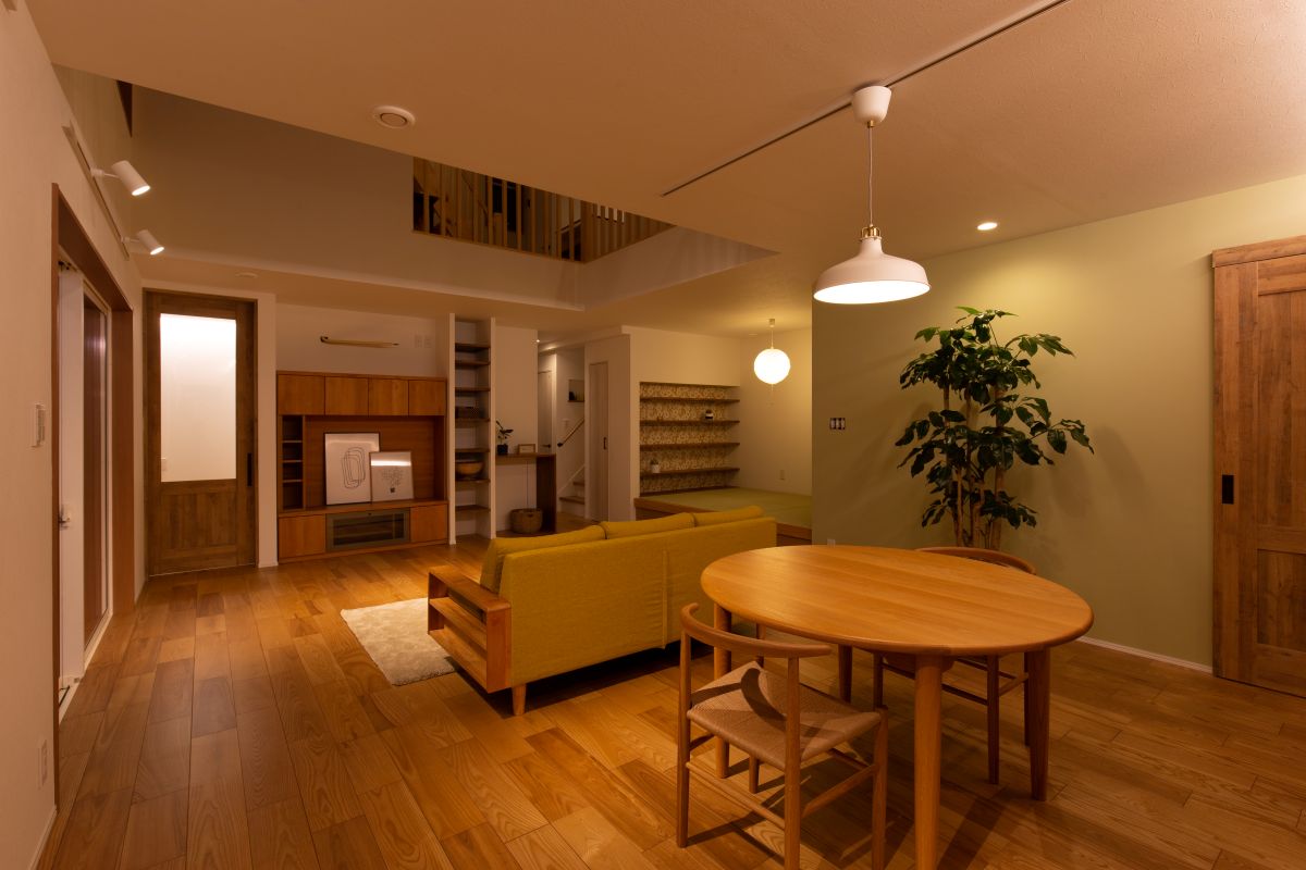 開放感と家族の気配を感じられる家